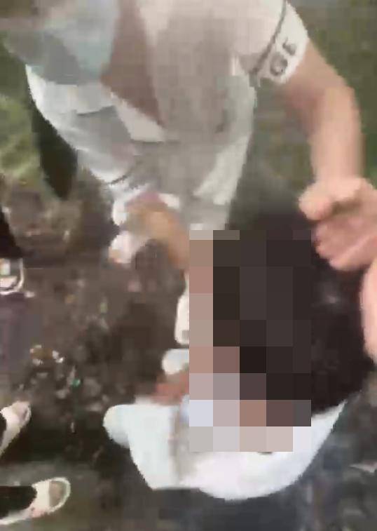 皇冠信用网去哪里弄
_江西万载曝出多段未成年人围殴视频皇冠信用网去哪里弄
，霸凌者叫嚣“我没16岁欢迎报警”