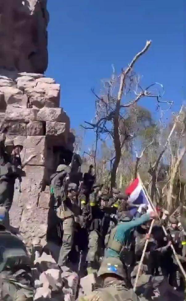 皇冠信用盘代理登1_就在刚刚皇冠信用盘代理登1，泰国军队遭最大惨败：柬埔寨敢死队手持56冲，光脚冲锋